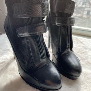 BCBG black snd snake skin trim velcro closure booties size 10